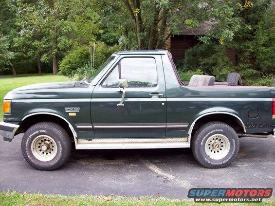 This 1996 Ford Bronco Eddie Bauer Has Less Than 5,000 Miles, It's