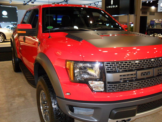 Black Ford Raptor 2011. Ford Raptor 2011