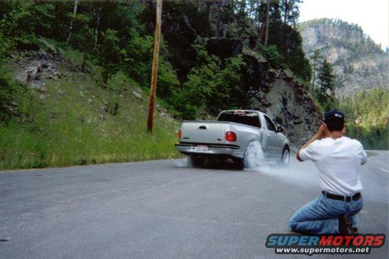 burnout.jpg nice burnout in Spearfish Canyon