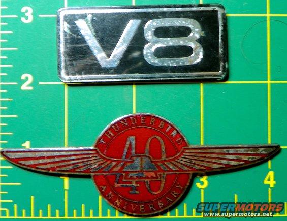 100_1547.jpg V8 and 40th Anniversary Badges