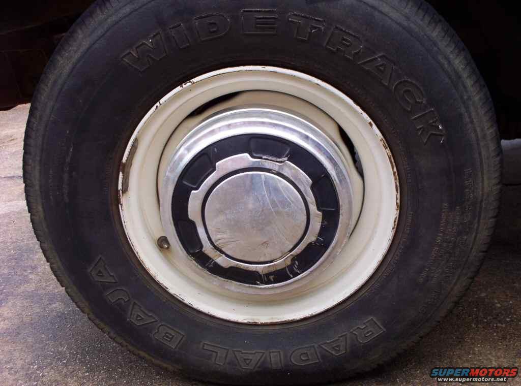 picture-013.jpg Driver-Side Front Wheel