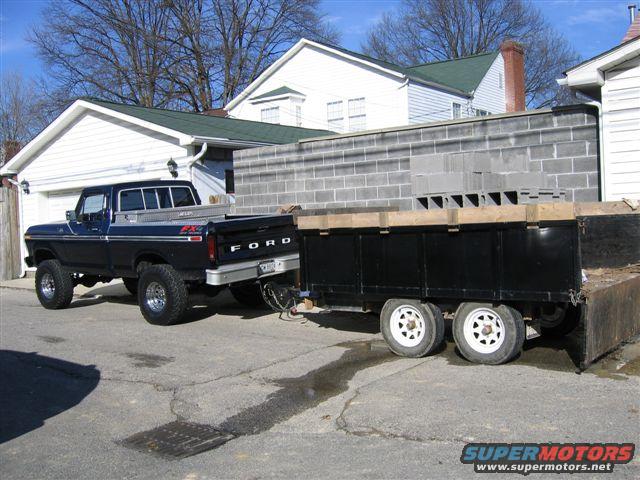 truckatwork.jpg Truck at work pulling block at the jobsite