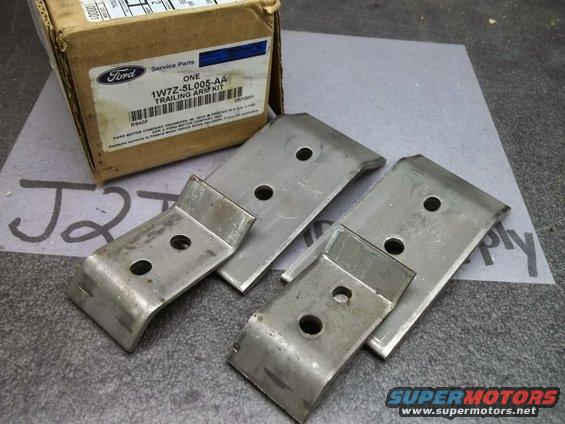 trailing-arm-kit-1.jpg 