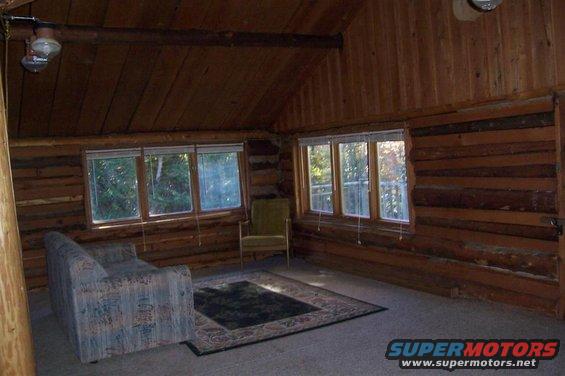 shank-lake-cabin-interior.jpg 