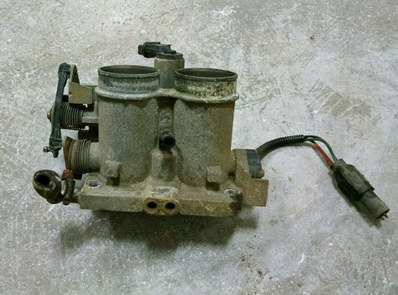 1990 Ford bronco throttle body #1