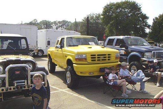 yellow_f150.jpg 