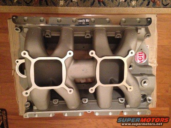 040.jpg New BBM tunnel-wedge manifold.