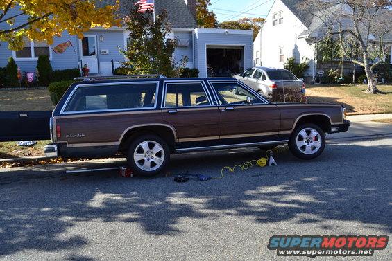 sport.jpg 2005 Sport wheels on 1989 County Squire