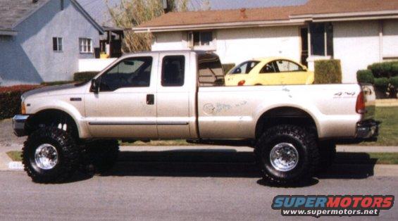 my-truck.jpg the very first lift 8" - Who said that you can't fit a 40" tire with a 8" lift and with out trimming the fenders?