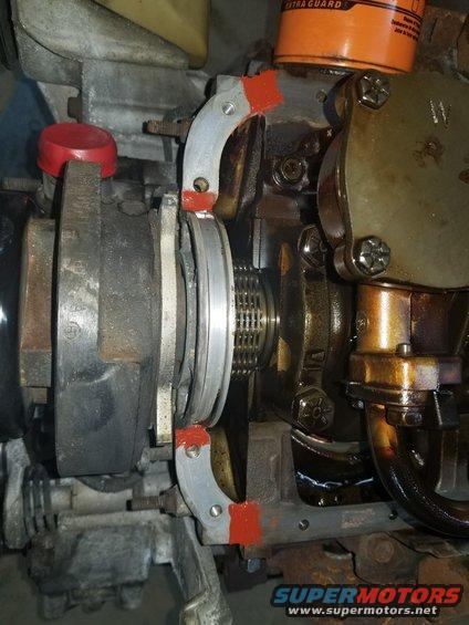 motor-28.jpg Sealant in trouble spots 2