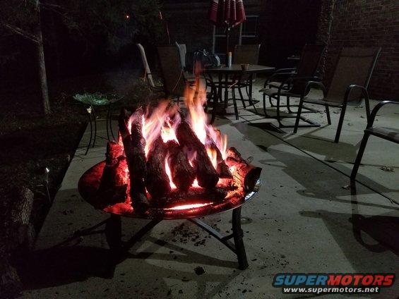 20181116_181034.jpg The weather has been perfect for sitting out by the fire bowl & talking to the owls.

[url=https://www.supermotors.net/registry/media/1142048][img]https://www.supermotors.net/getfile/1142048/thumbnail/img_1069.jpg[/img][/url]