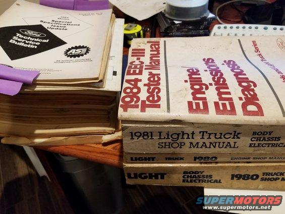 80smanualstsbs.jpg Some old manuals & TSB books I bought
