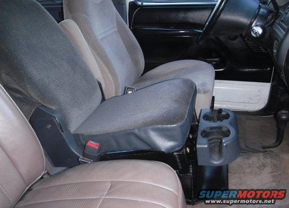 dscf1184--gmc-jump-seat-installed.jpg Installed.