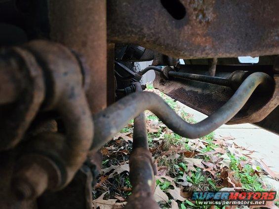 swaybarf94f.jpg Front sway bar on a '95 F150XLT 4.9L 5sp 4WD 133&quot;WB