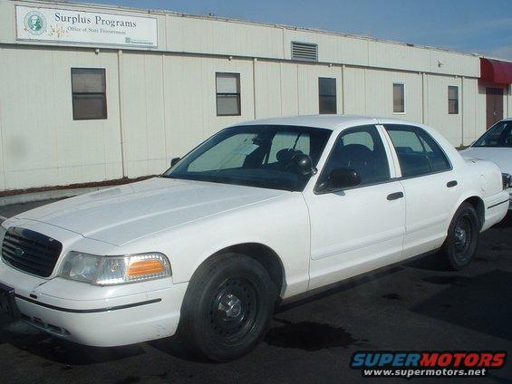 auction_15.jpg '99 Crown Vic.