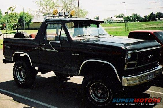 topless-bronco.jpg 