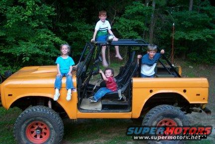 the_kids.jpg picture of my sister's and my  kids in the Trail beast