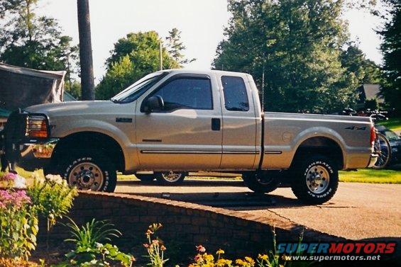 bigboybroad-driver-side-view.jpg My retirement truck dream vehicle - Thanks to my brother -in-law Don K. in Collierville TN for the contact.  