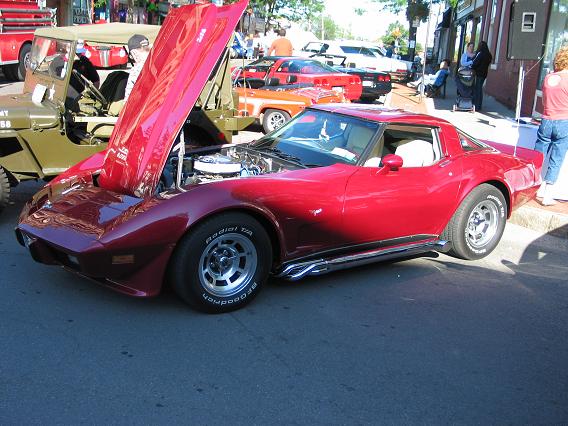 img_2460.jpg 81 Vette. This will be the same sidepipe's that go on dad's