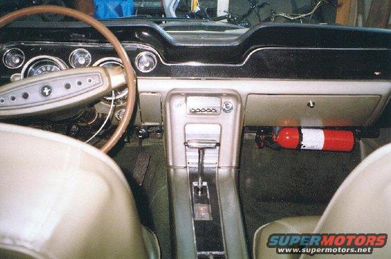 dashboard.jpg Ivy Gold standard interior