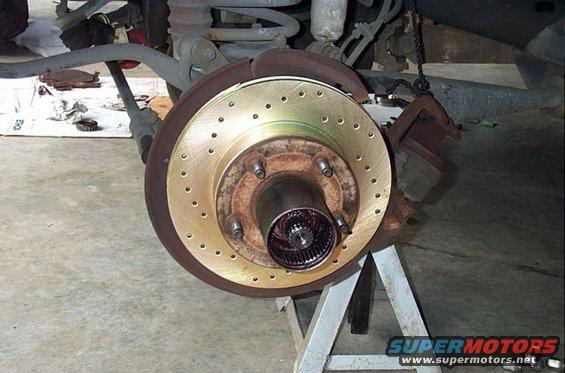 dcp_3740.jpg Installed new inner and outer wheel bearings while I was at it.