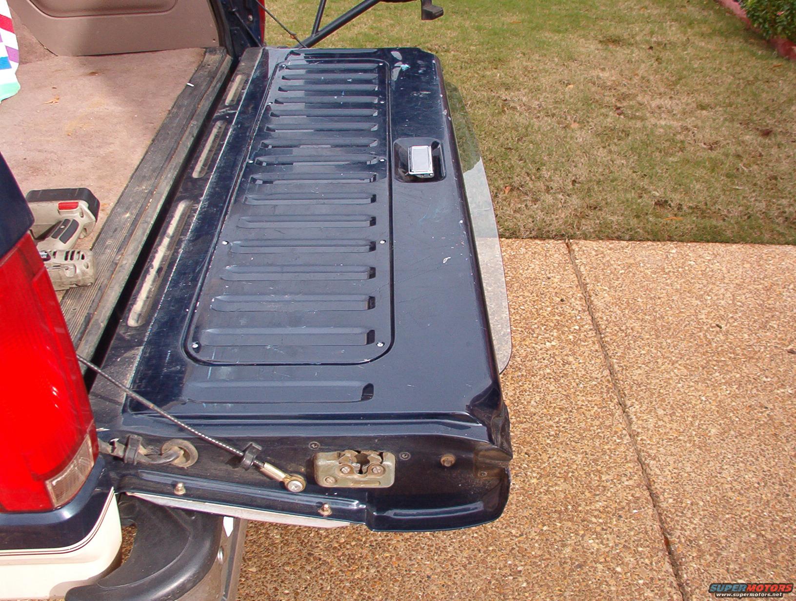 Ford bronco tailgate window stuck down #3