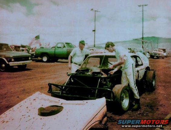 03_nova_with_howe_chassi.jpg My Dad and I at in the pits at Hawaii Raceway Park.