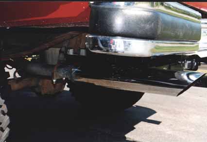 driver_exhaust_tip.jpg Driver's side exhaust tip/can