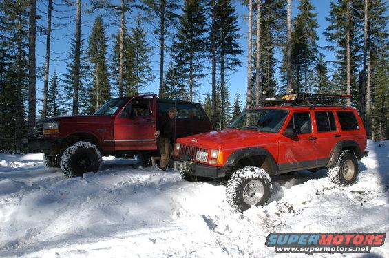 picture-217.jpg my bronco and my friends XJ