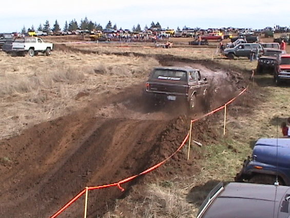 dsc01972.jpg Jon hitting the mud hole on the obstacle course