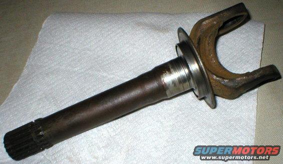 stub.jpg D44IFS outer stub shaft from '94 Bronco, probably interchangeable with '80-96, except '87-88 w/STOCK manual hub locks.
