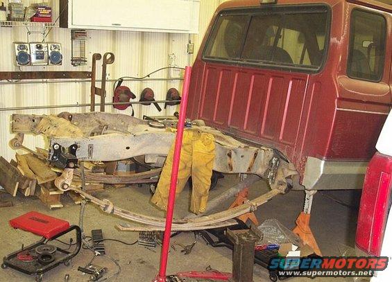 ranger-060.jpg A shorter Ranger with rear leafs installed.  I believe this reduced the wheelbase by about 10"