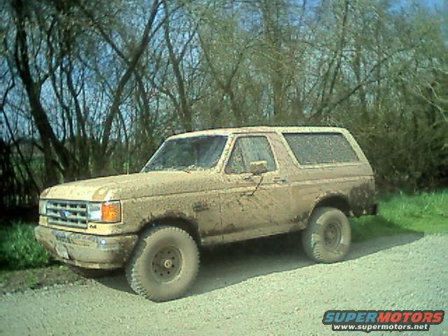 my-paint-job.jpg my first weekend with my bronco