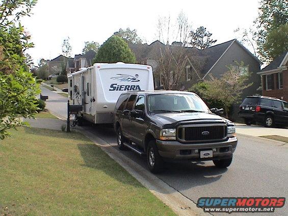 dsc01010.jpg The Big Rig.  34'-8" Sierra Travel Trailer with dual slides, one on each side.