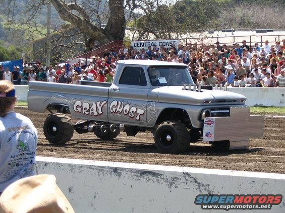 img_2988.jpg truck pulls 3...