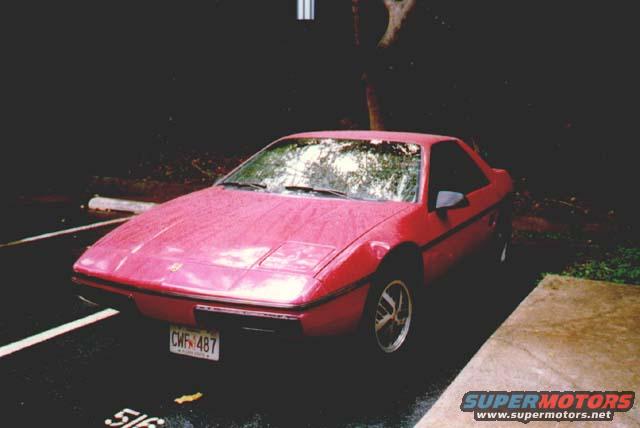 hawaii2m4.jpg My Fiero when I lived in Hawaii, around 1989.