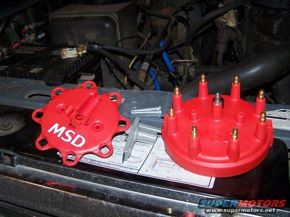 kit.jpg MSD Kit - wrong rotor for the kit.  1986 had a screw on rotor.