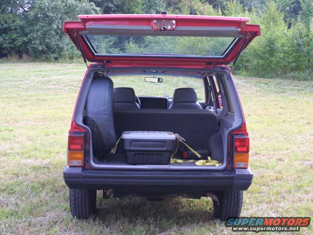 8aug05myjeep2251.jpg Rear View/Hatch Open