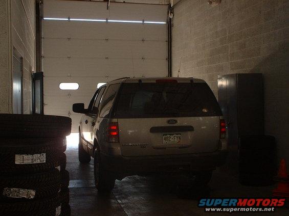 show-14.jpg 2005 Ford Expedition.