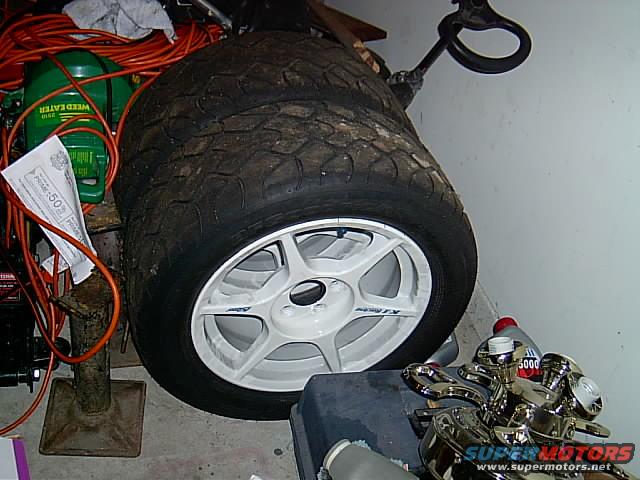 im000632.jpg srt wheels