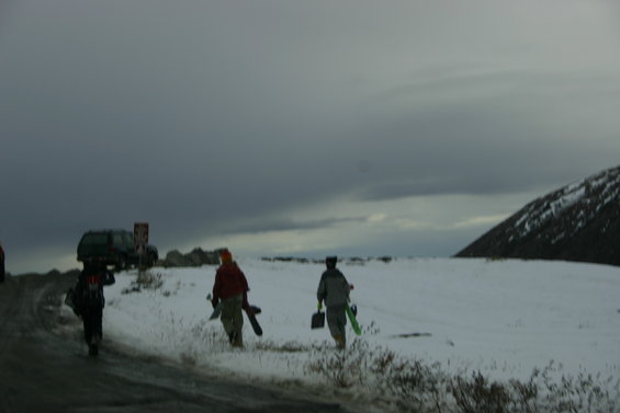 img_5587.jpg snowboarders