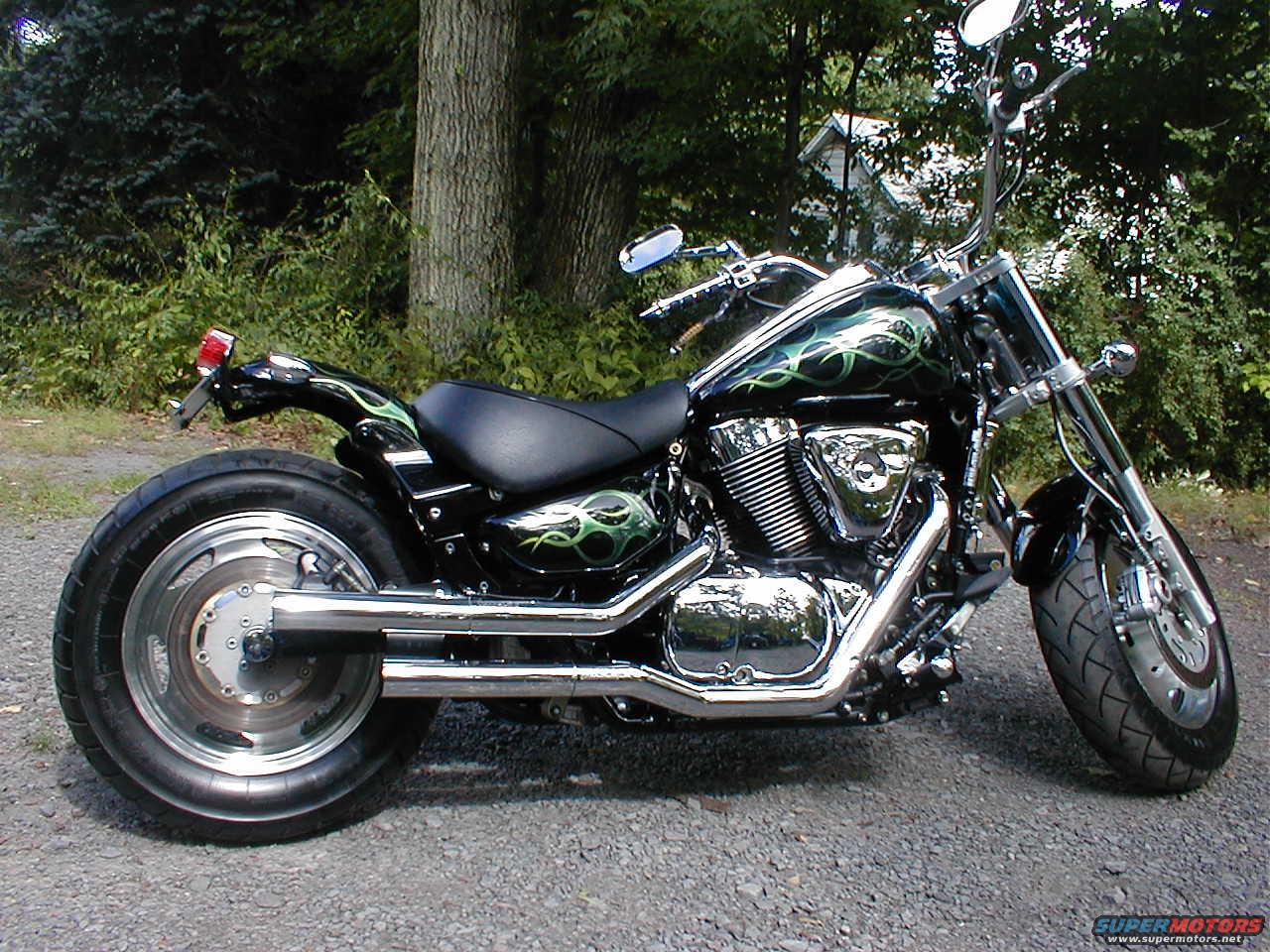 1998 Suzuki VL 1500 Intruder Classic 1500 Intuder custom paint