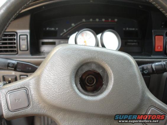 steering-wheel-002.jpg 