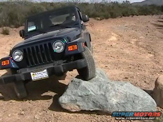 rock_0001.jpg jeeps first rock