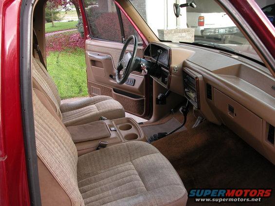 bronco-4.jpg passnger side interior