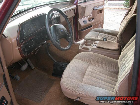 bronco-5.jpg driver side interior