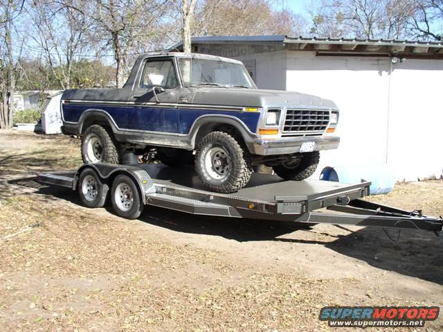 trailer-and-bronco.jpg 