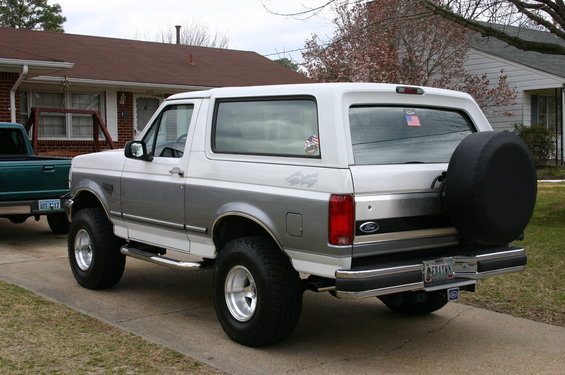 1995 Ford bronco 4 inch lift #8