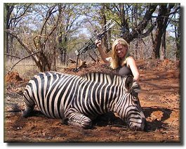 ann-nancezebra.jpg Ann Nance w/Zebra