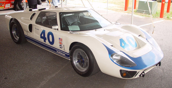 121fordsouth2006a255newgt40markii.jpg 